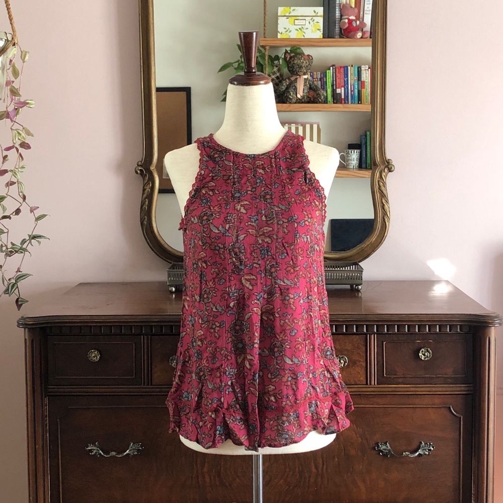 American Eagle Outfitters sleeveless top
